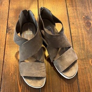 Women’s Sandals Size 8
